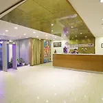 Hotel D\'Capitol - Delhi Airport